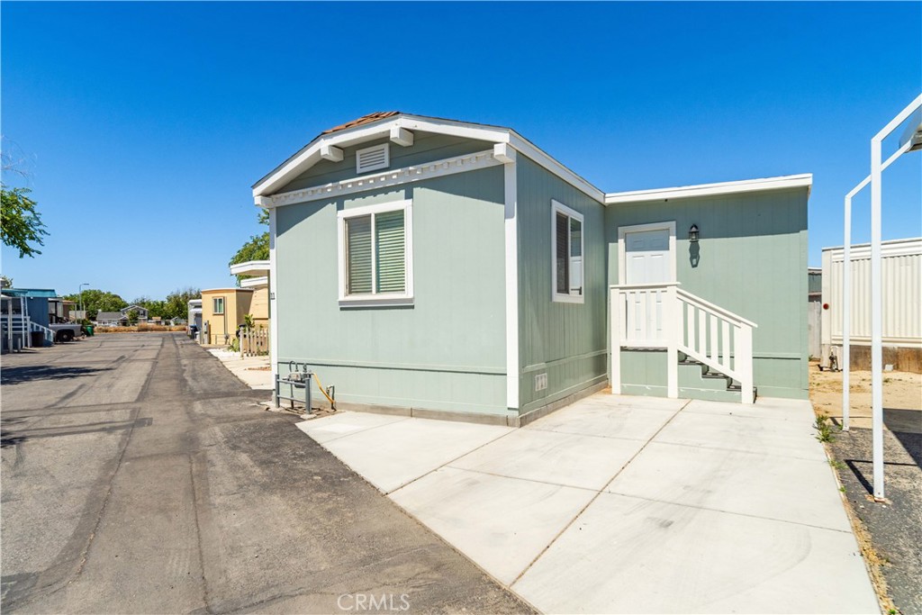 45131 28th street east spc 11