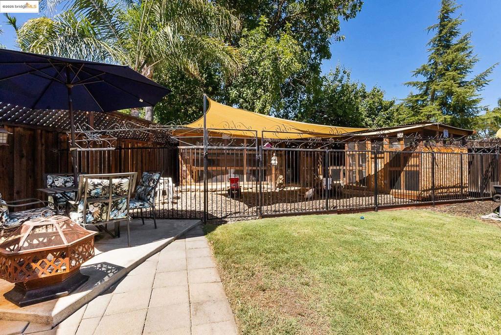 VINTAGE PARKWAY - Residential