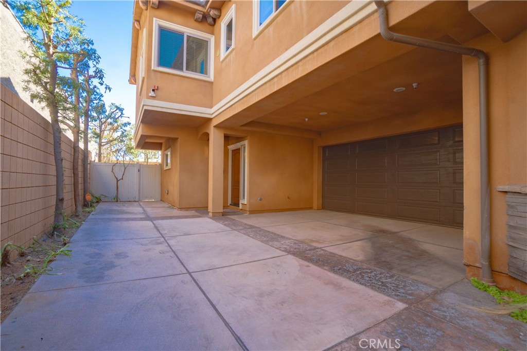 2106 Mathews C