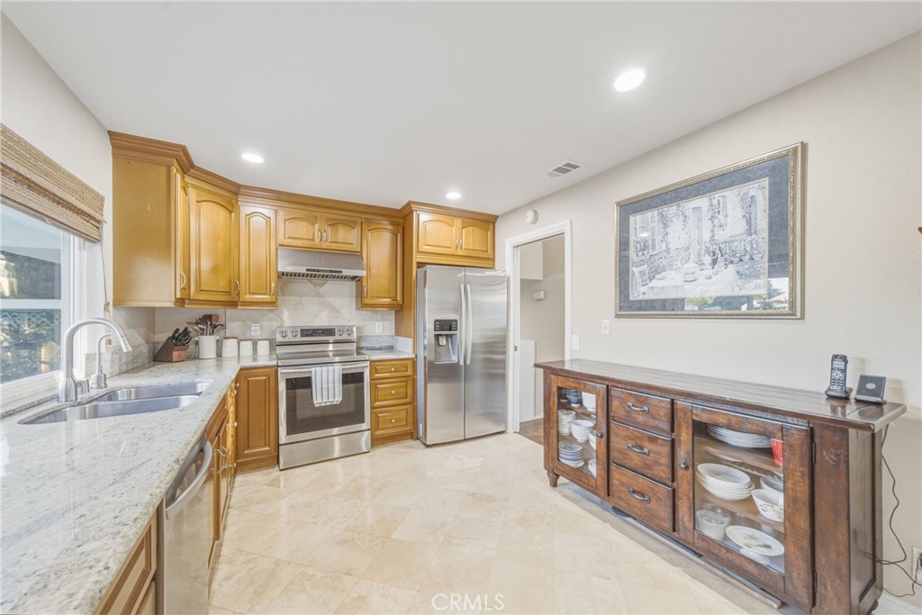 2909 S Diamond Street, Santa Ana CA 92704 - Photo 17