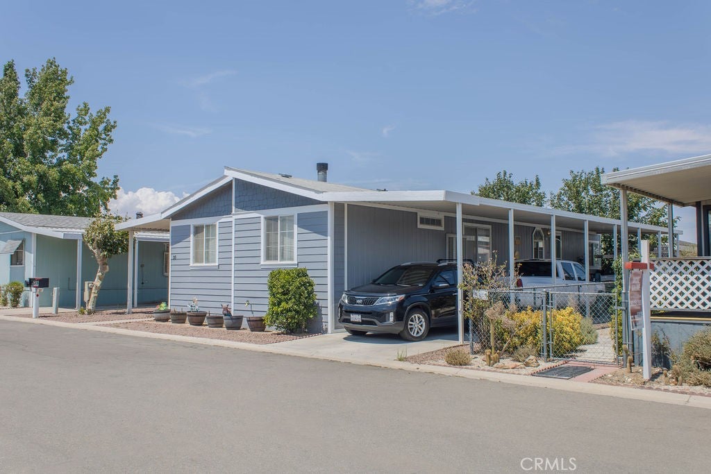 9161 Santa Fe E Avenue 35