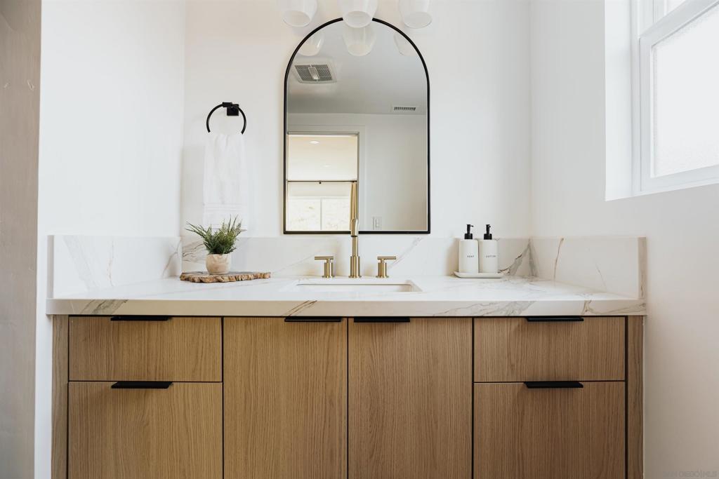 Oceanside - Residential