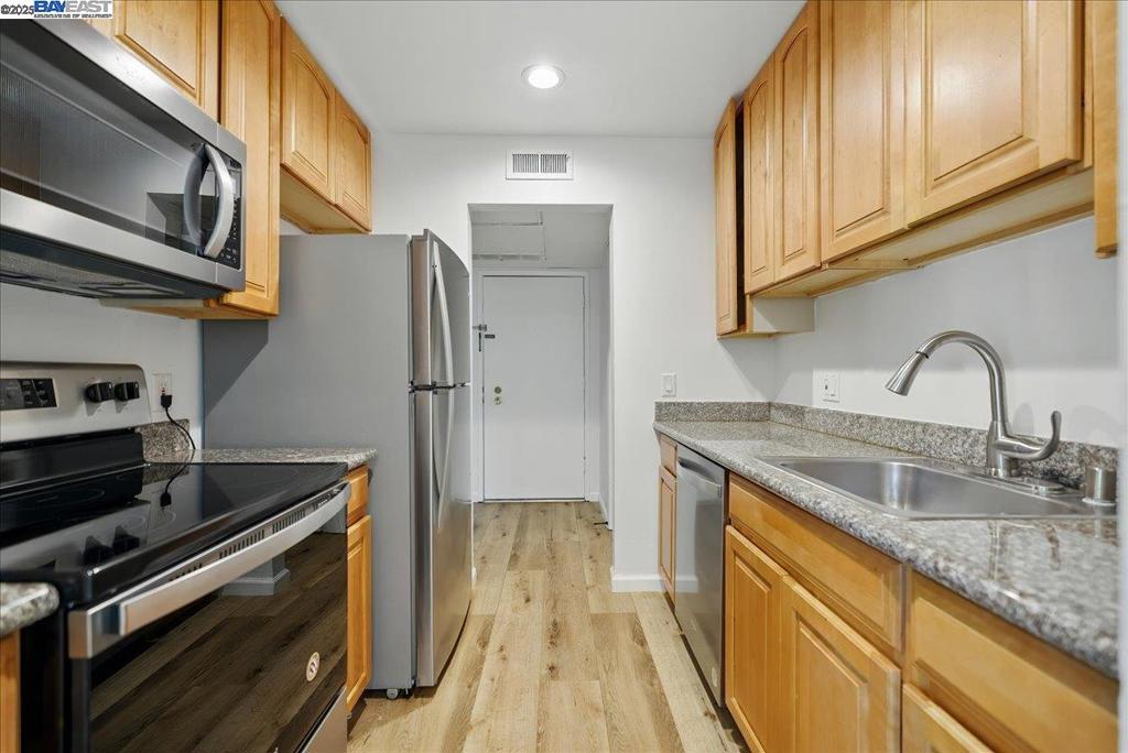 WALNUT CREEK - Residential