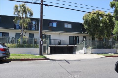 Photo of 9047 Langdon AVE, Los Angeles, CA 91343 (MLS # SR26151468)
