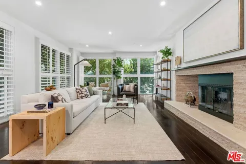 1927 Glendon Avenue Unit 202, Los Angeles, CA 90025 - MLS#: 26660187