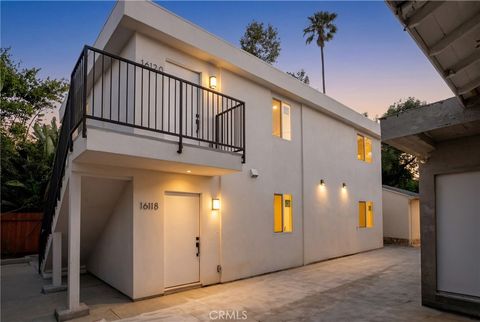 Photo of 16118 Haynes Street, Van Nuys, CA 91406 (MLS # SR26116020)