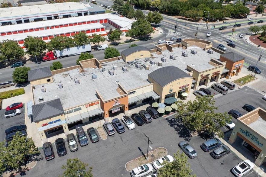 FOR LEASE / SALE: Excellent opportunity to invest / own a Commercial condo in one of the Prime locations of San Jose at Silver Creek Paloma Plaza, surrounded by many popular Asian restaurants and Coffee/Boba milk tea shops. Many possible different businesses include Professional Offices (Medical/Dental/Insurance/Law/Real Estate & Mortgage, etc), Retail (Fast Food/Bakery/Restaurants/Coffee, Boba Milk Tea, Ice Cream/Yogurt, etc). Immediate neighborhood surrounded by high density residential and complimentary retail uses. Front and back facade signage with high visibility. Heavy daytime foot traffic. Nearby major retailers include Target, Chick-fil-A, Costco, Sprouts farmer market, Lion/Maxim/Dai Thanh markets, Bank of America/Chase, Lexann Professional Medical Offices, Starbucks, Happy Lemon, Bambu, Sizzler, L&L Hawaii, Aqui Mex, etc. just to mention a few. Abundant and convenient on-site parking for business owners, employees and customers. Don't miss out this great opportunity! Must come by to see it for yourself! Contact us today to schedule a viewing!