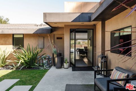 Photo of 15490 Milldale Drive, Los Angeles, CA 90077 (MLS # 26657189)