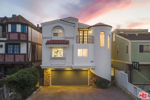 Photo of 1005 Ocean Drive, Oxnard, CA 93035 (MLS # 25583913) Photo of 1005 Ocean Drive, Oxnard, CA 93035 (MLS # 25583913)