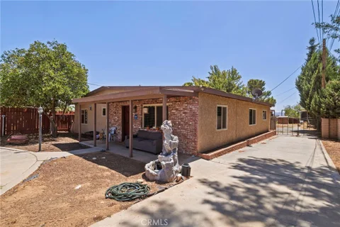 40041 Dutton St, Cherry Valley, CA 92223 - MLS#: CV26185361