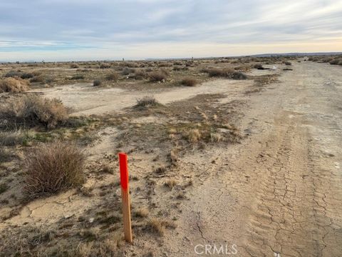 Photo of 1 Vac/Vic 32 Ste/Ave F8, Lancaster, CA 93535 (MLS # SR25278358)