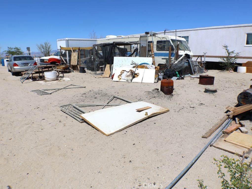 ?? Affordable Desert Living with Investment Upside – 3 Bed, 2 Bath on 1/4 Acre Lot near Salton Sea!
Discover the potential of this spacious 3 bedroom, 2 bathroom manufactured home located on a generous 1/4 acre lot in Thermal, California, just minutes from the Salton Sea. Whether you're looking for your next primary residence, a desert getaway, or a smart investment, this property offers a rare opportunity at an unbeatable price.
With plenty of square footage and a solid layout, this home is ready for your finishing touches. Transform it into your dream retreat or a profitable rental. The lot size provides room for expansion, RV parking, or a garden oasis—the possibilities are endless!
Situated in a fast-developing area with growing investor interest and planned infrastructure improvements, values in the region are on the rise. Buy now, finish the project your way, and watch your equity grow as this hidden gem of the desert continues to gain attention.
Highlights:
3 spacious bedrooms, 2 bathrooms
Large 1/4 acre lot – perfect for toys, storage, or future additions
Near the Salton Sea – fishing, birdwatching, and off-roading adventures await
Great value with tons of upside potential
Low property taxes and no HOA
Don't miss this chance to get in early and reap the benefits of desert appreciation. Schedule your showing today and imagine the possibilities!
?? Opportunities like this don't last long—call now to make it yours!