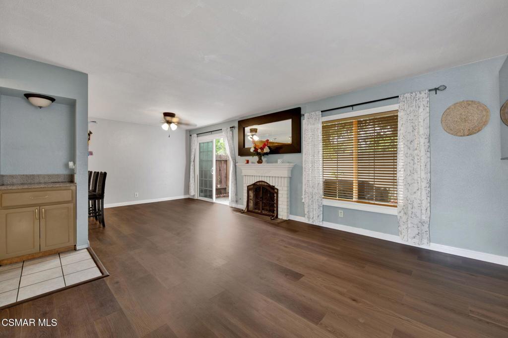 543 E Arrow Highway 43