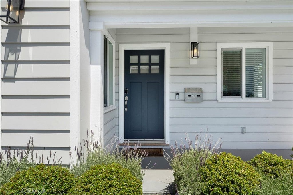 1430 Bonnie Brae