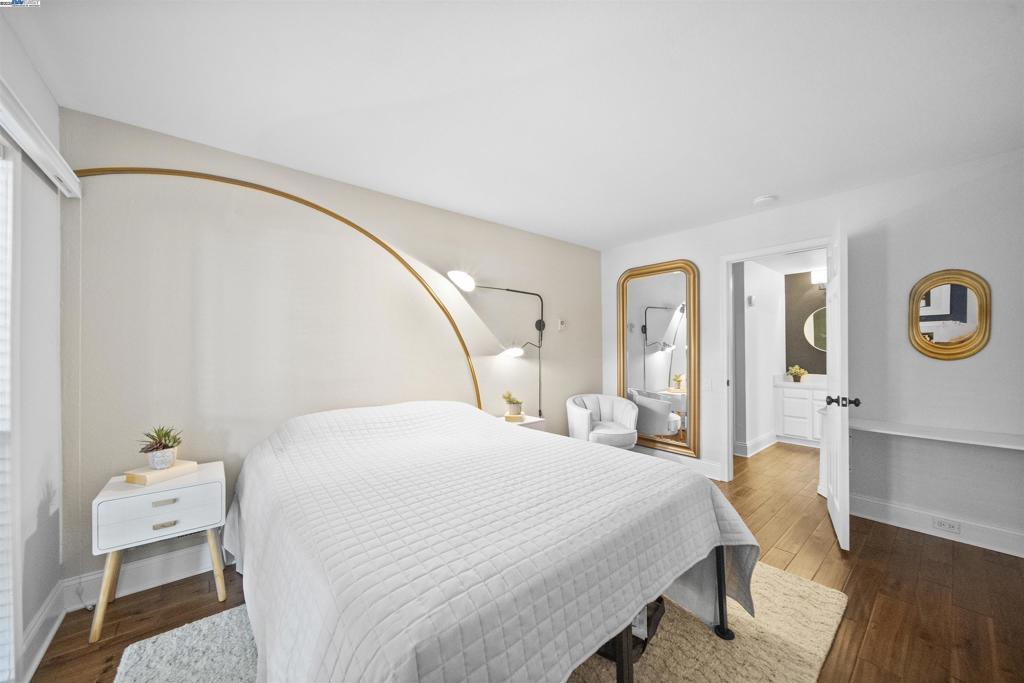 GREENWOOD CONDOS - Residential