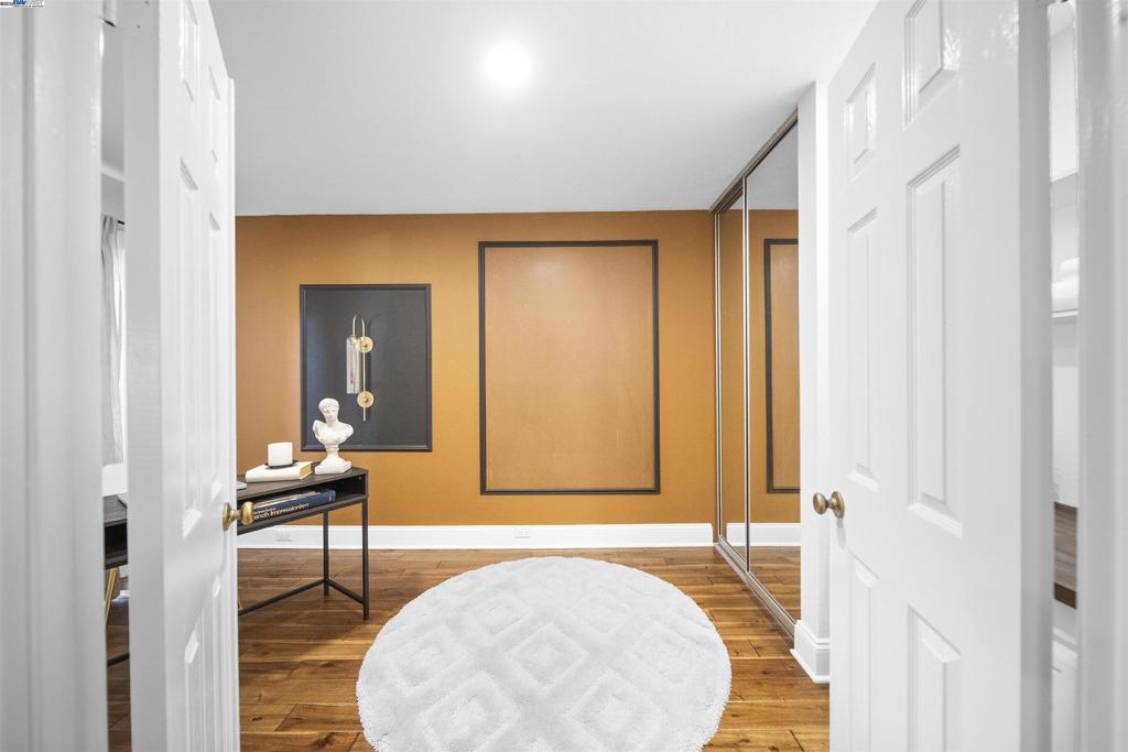 GREENWOOD CONDOS - Residential
