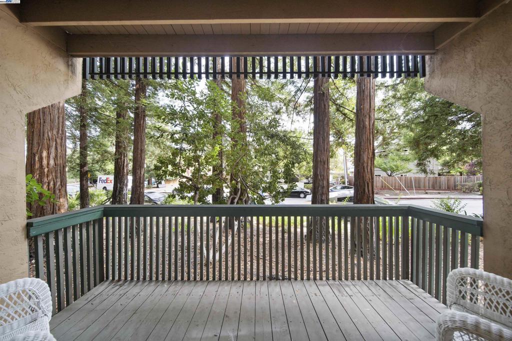 GREENWOOD CONDOS - Residential