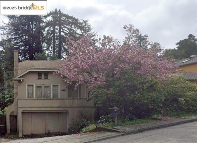 MONTCLAIR - Residential