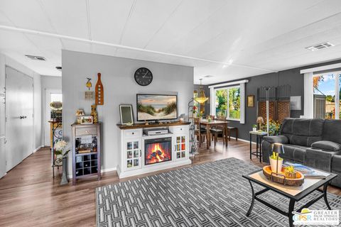 Photo of 7 Lincoln Pl, Cathedral City, CA 92234 (MLS # 26638979PS)