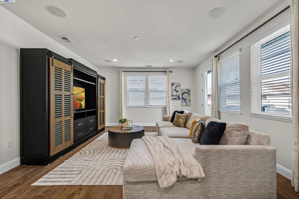 WALLISRANCH - Residential