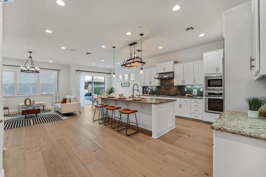 WALLISRANCH - Residential