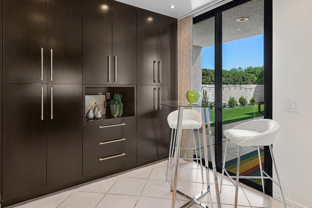 Canyon South 5 - Via Isla - Residential