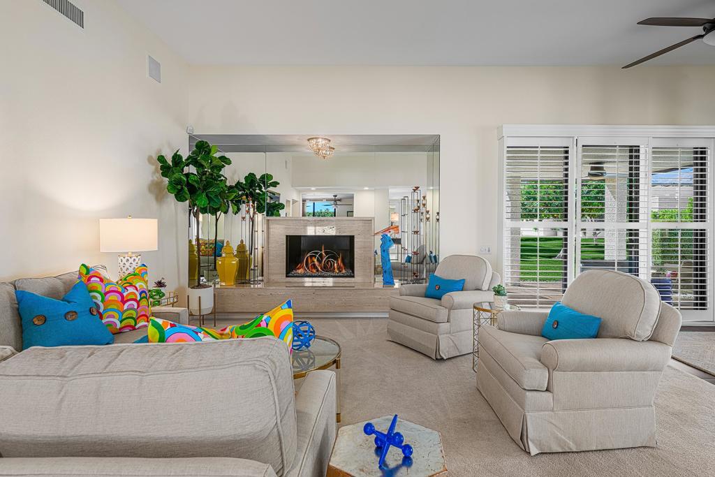 Canyon South 5 - Via Isla - Residential