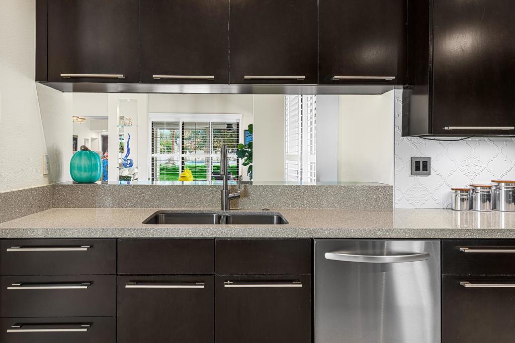 Canyon South 5 - Via Isla - Residential