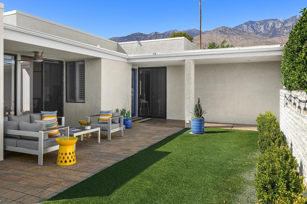 Canyon South 5 - Via Isla - Residential
