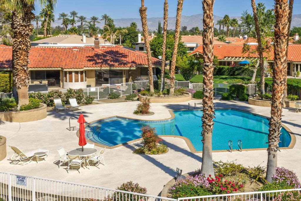 77020 Sandpiper Drive