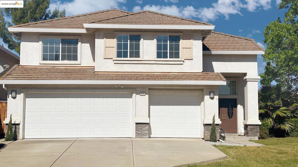 This spacious move in ready home with recent upgrades features an open floorplan concept offering 4 bedrooms 3 bath ensuring a comfortable living experience. Beautiful tile entry, light and bright Livingroom with high ceilings and dining area. Kitchen with Granite countertops, stainless steel appliances, recessed lighting and breakfast nook. Family room with amazing entertaining spaces and natural lights, laminated flooring and fireplace. Full bath and laundry on main floor. Upstairs you will find 4 bedrooms and two full baths. Private backyard with swimming pool for your Summer gathering. Other amenities include, Central Heat and Air, washer and dryer, 3 car garage space, Solar panels for energy savings. Conveniently located close to major roads, public transportation, parks, shopping and easy freeway access/E-Bart station. Apply with RentSpree https://apply.link/bHY_DAs