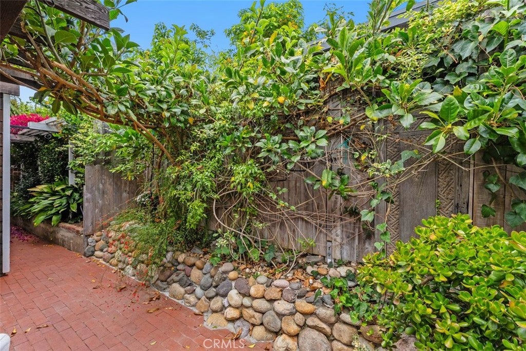 340 Moss, Laguna Beach CA 92651 - Photo 19