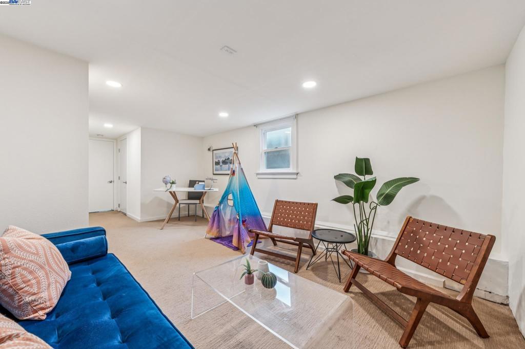 CENTRAL ALAMEDA - Residential
