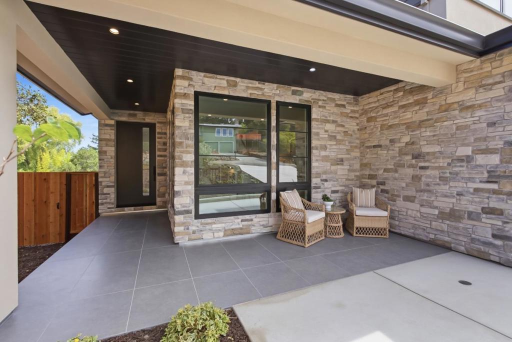 875 Vista Drive