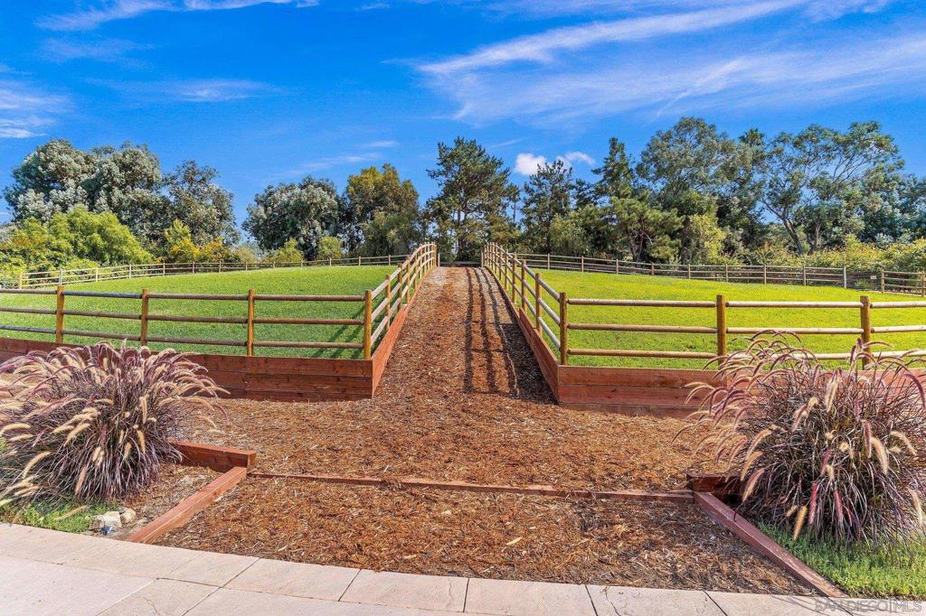 Rancho Santa Fe - Residential