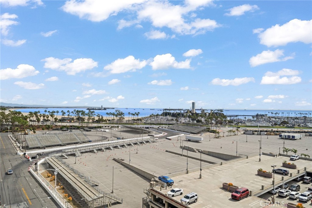 488 E Ocean Boulevard 717