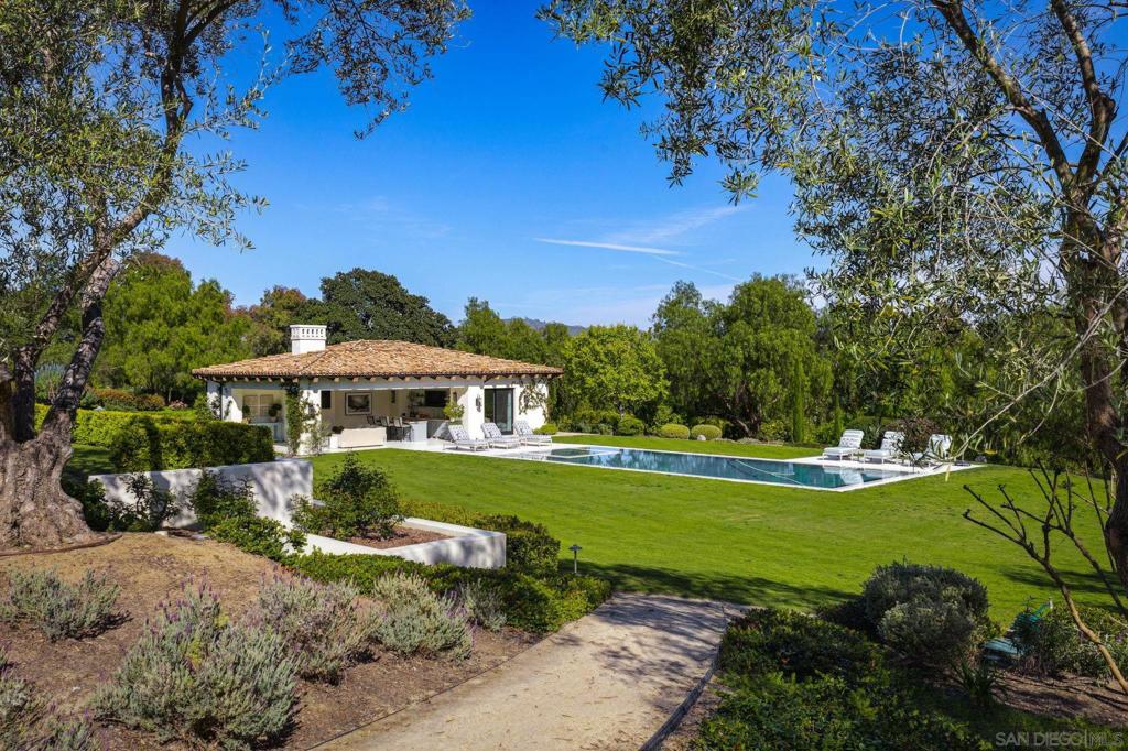 Rancho Santa Fe - Residential