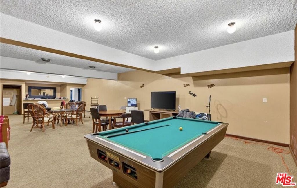 5376 Fairview Boulevard 104, Los Angeles CA 90056