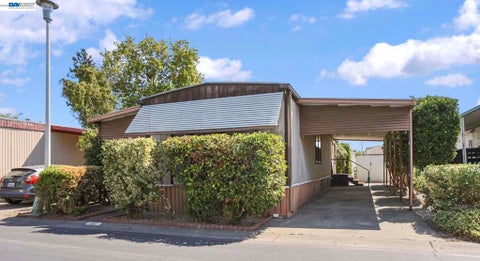 Photo of 5040 JACKSON ST St, North Highlands, CA 95660 (MLS # 41144591)