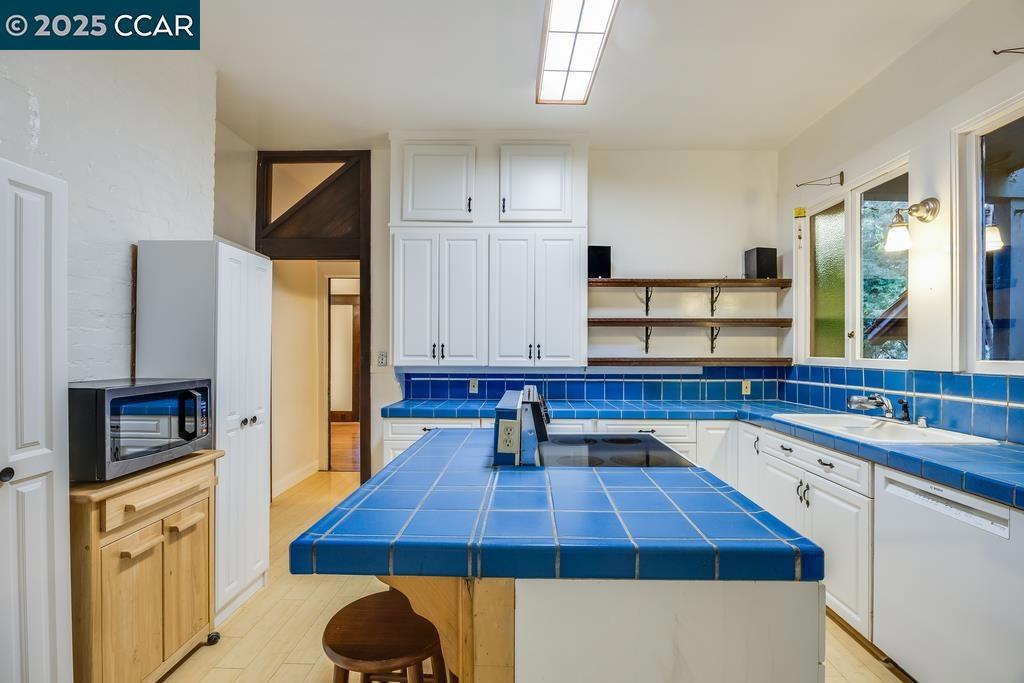 ELMWOOD - Residential