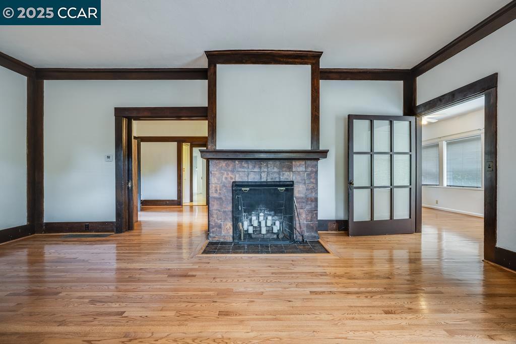 ELMWOOD - Residential