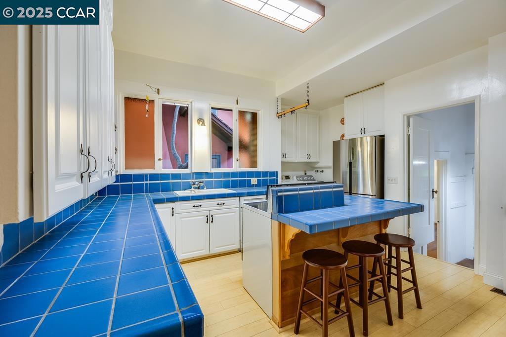 ELMWOOD - Residential