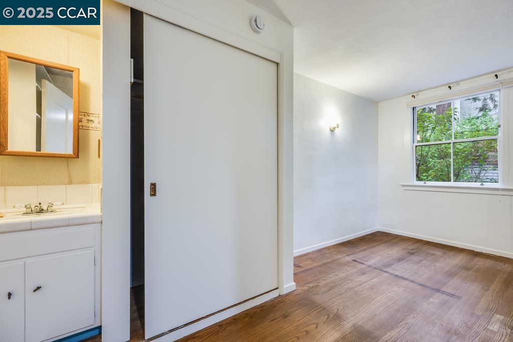 ELMWOOD - Residential