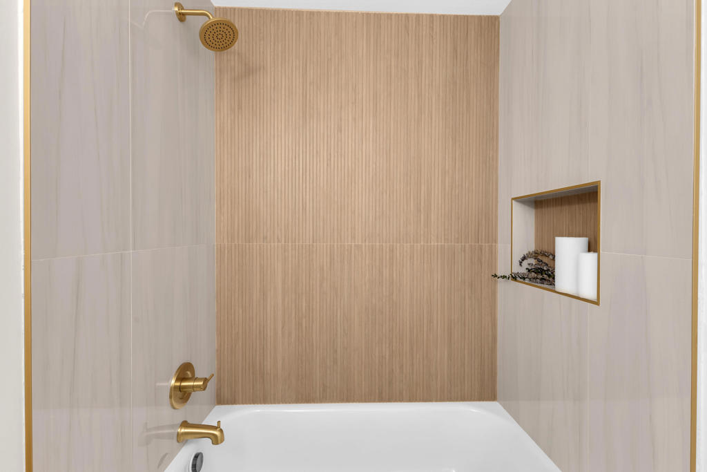 Indian Creek Villas - Residential Lease