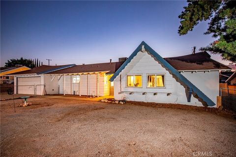 Photo of 41643 W 47th Street W, Lancaster, CA 93536 (MLS # SR25231319)