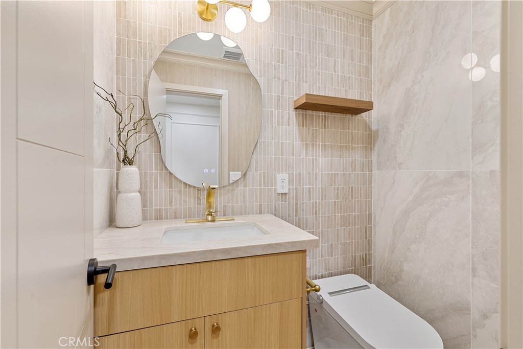 Placentia Knolls (PLKN) - Residential