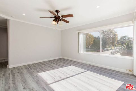 Photo of 8525 Cadillac Avenue, Los Angeles, CA 90034 (MLS # 25627237)