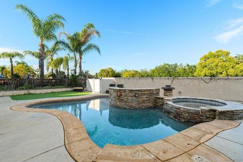 Photo of 24248 Golden Mist Dr Dr, Murrieta, CA 92562 (MLS # 260016406SD)
