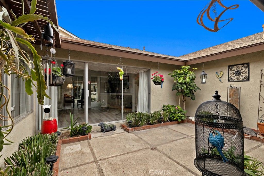 listing image 130723079477891061935