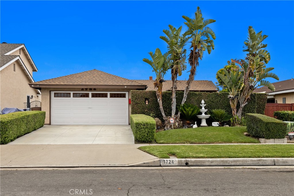 Properties 1 1724 N Oakwood Avenue